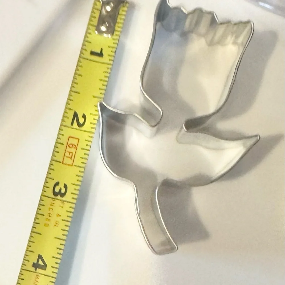 NEW WILLIAMS SONOMA Easter cookie cutters metal baking